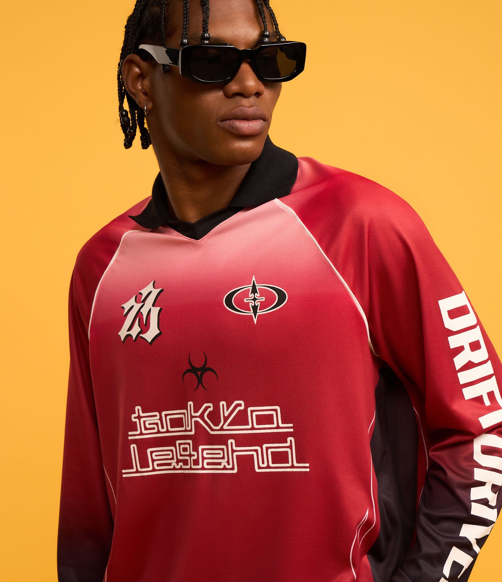 Camisa Boxy Esportiva Com Estampa Degradê Vermelho 8