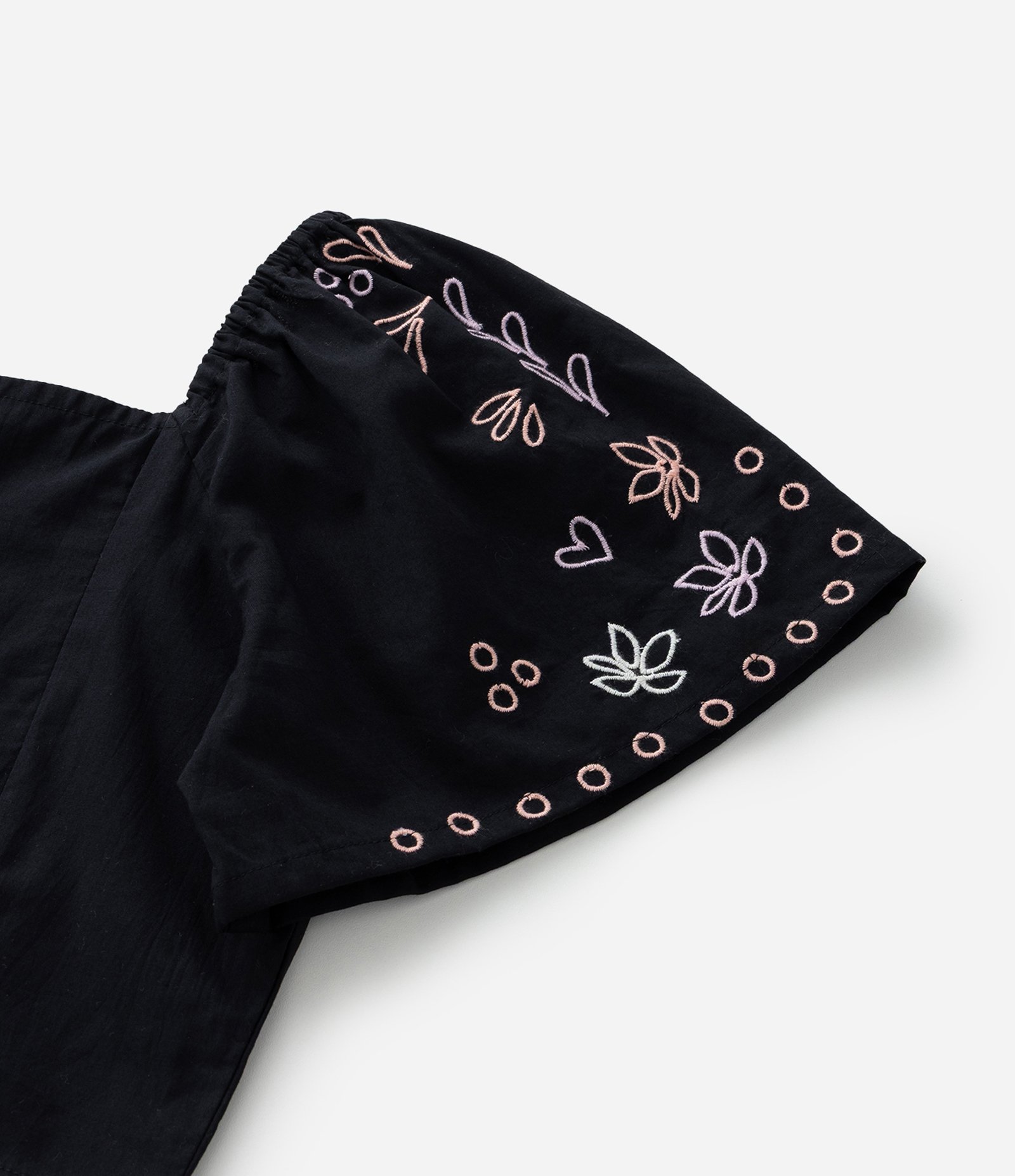 Blusa Cropped Infantil em Tricoline com Bordados nas Mangas - Tam 5 a 14 Anos Preto 6