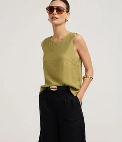 Blusa em Viscose com Pence Lateral e Efeito Amassado