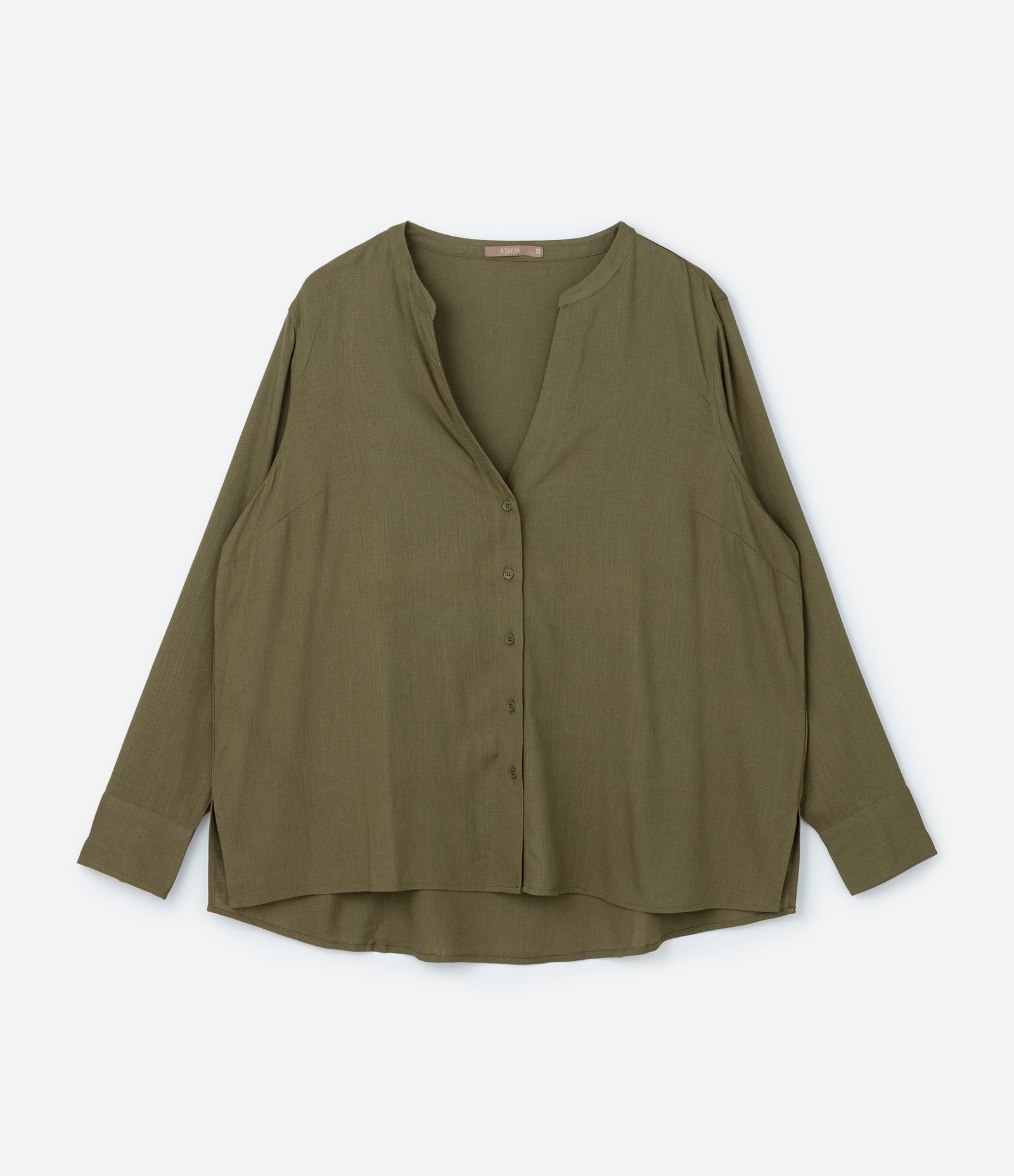 Camisa em Viscose e Linho com Gola Padre Curve & Plus Size Verde 4