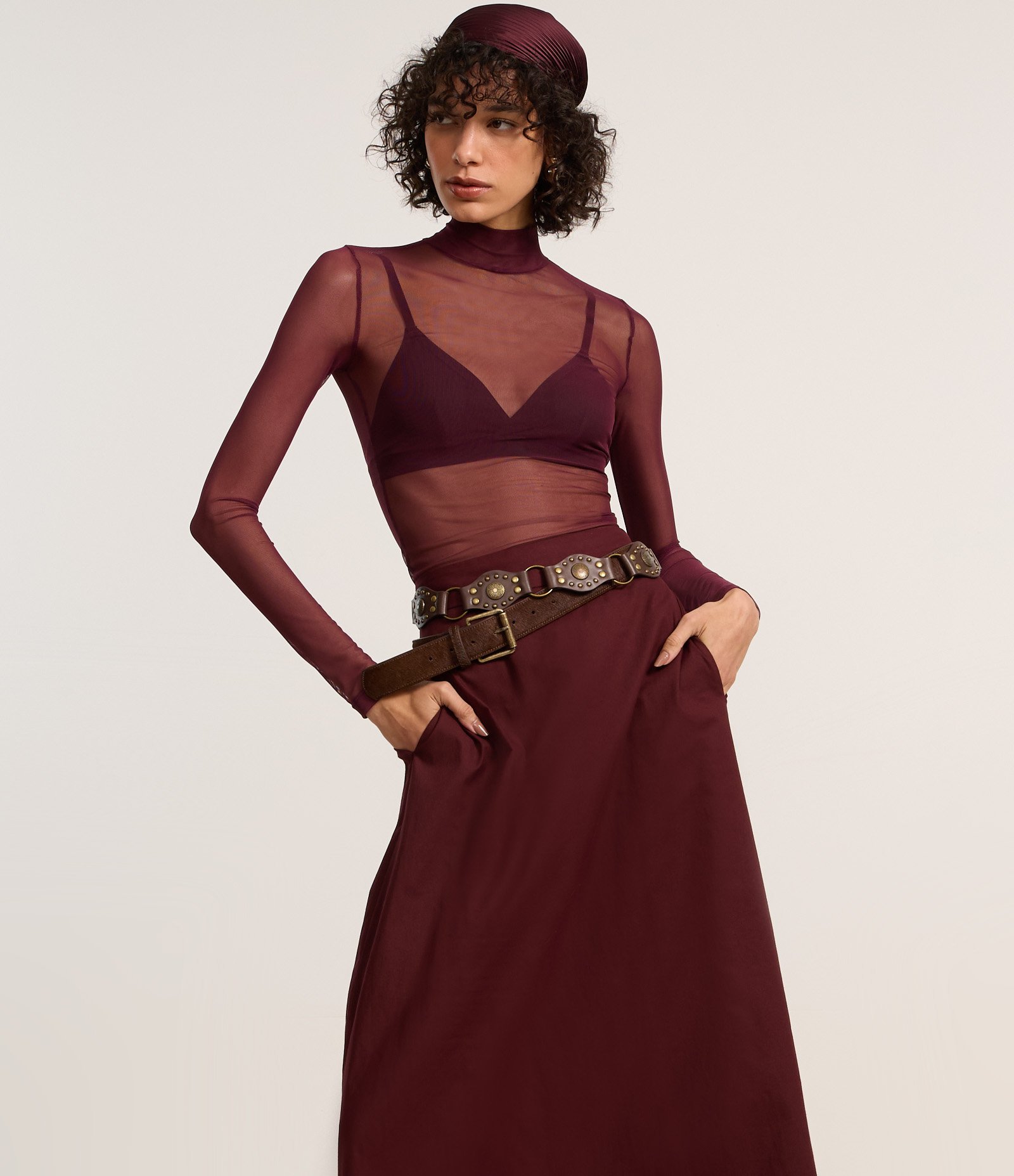 Saia Evasê Long Midi em Tricoline com Pregas Bordô 2