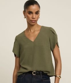 Blusa com Manga Tulipa e Efeito Airflow