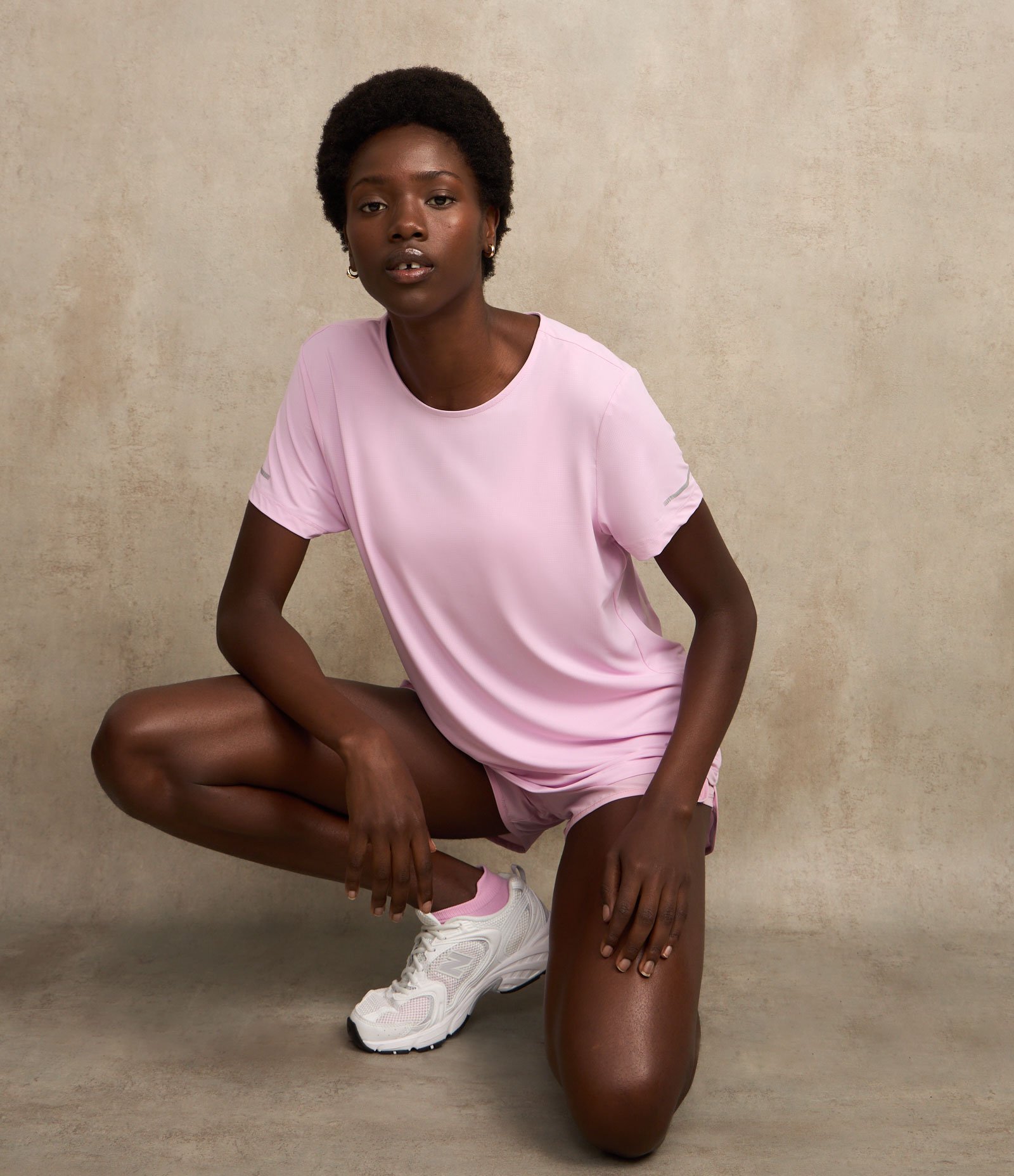 Camiseta Esportiva Regular Texturizada com Detalhe Refletivo Lilás 5