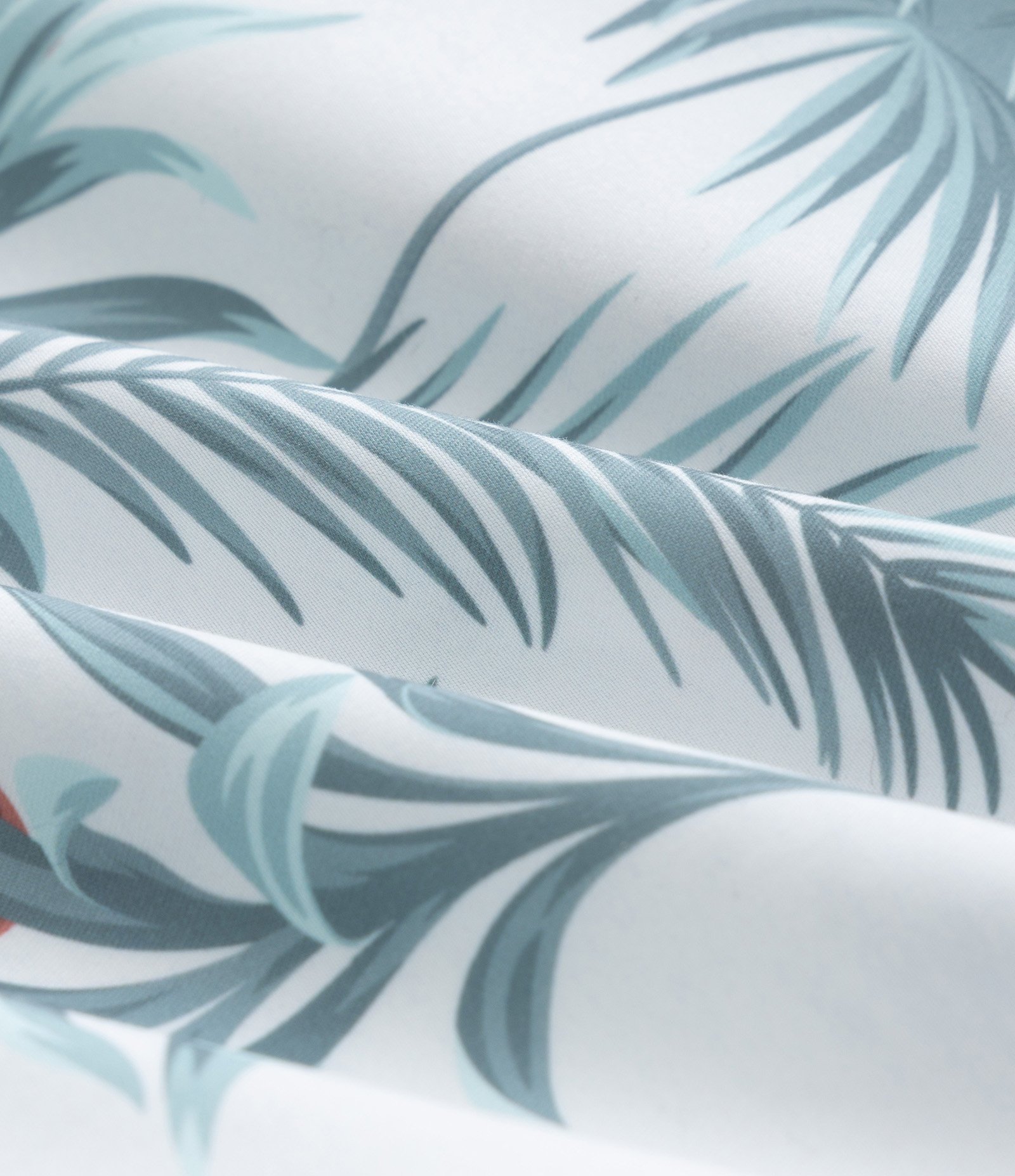 Bermuda Infantil com Estampa de Folhagem - Tam 5 a 14 Anos Branco 3