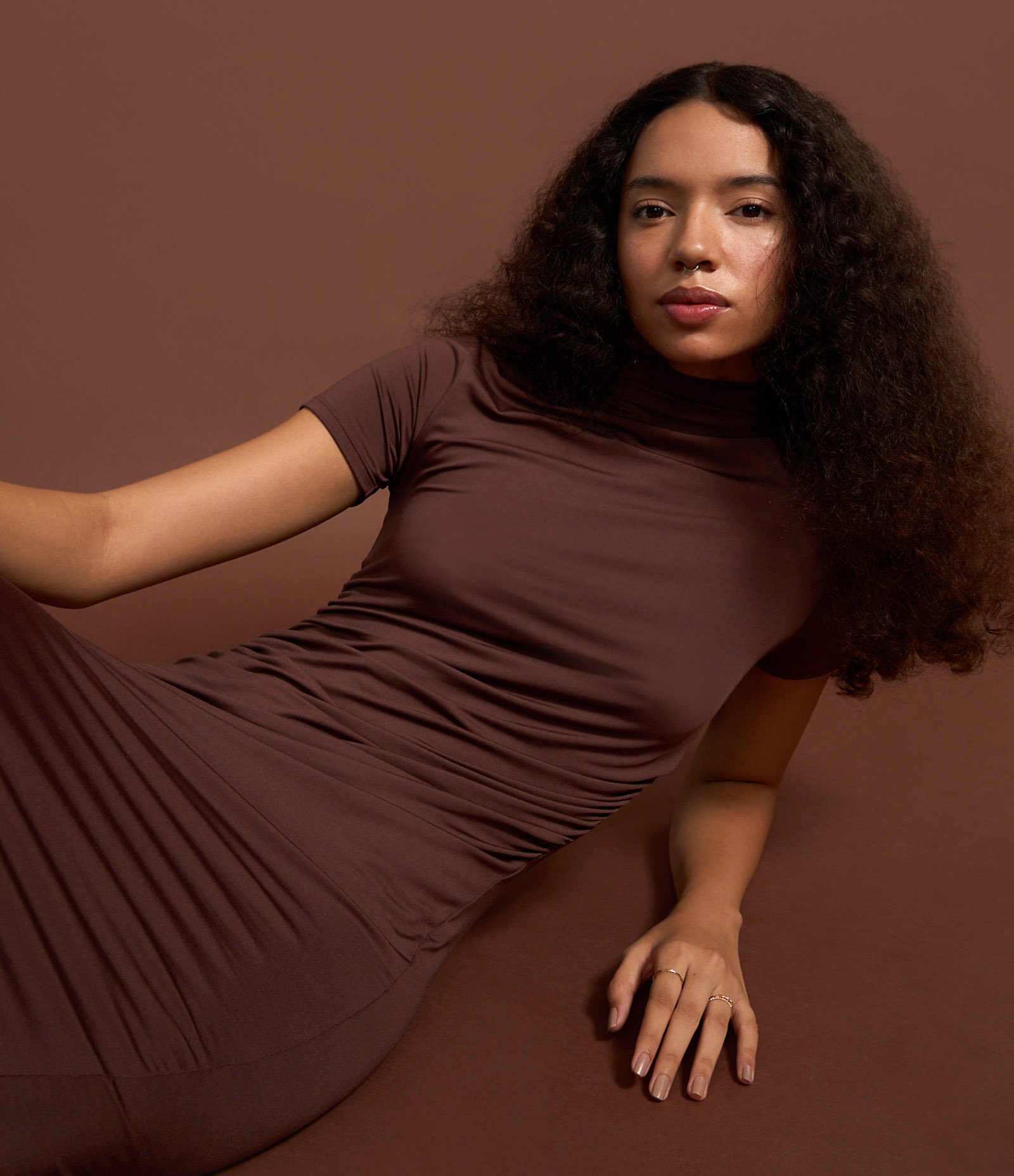 Vestido Longo em Jersey com Golinha Alta e Franzido 4