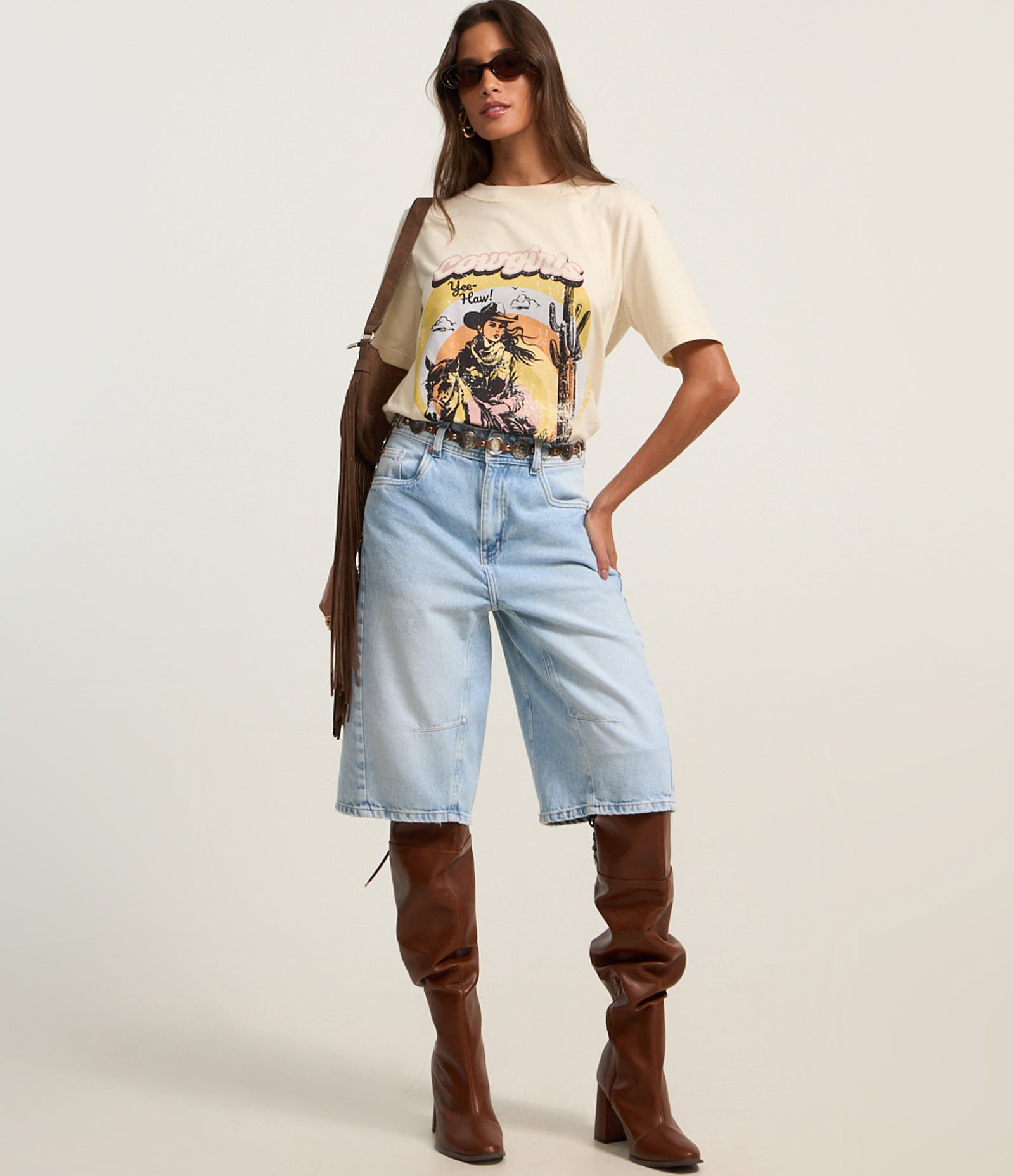 Camiseta T-shirt em Algodão com Estampa Cowgirls Off White 2