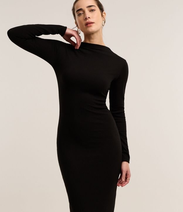 Vestido Reto Longo em Moletom com Fenda na Barra