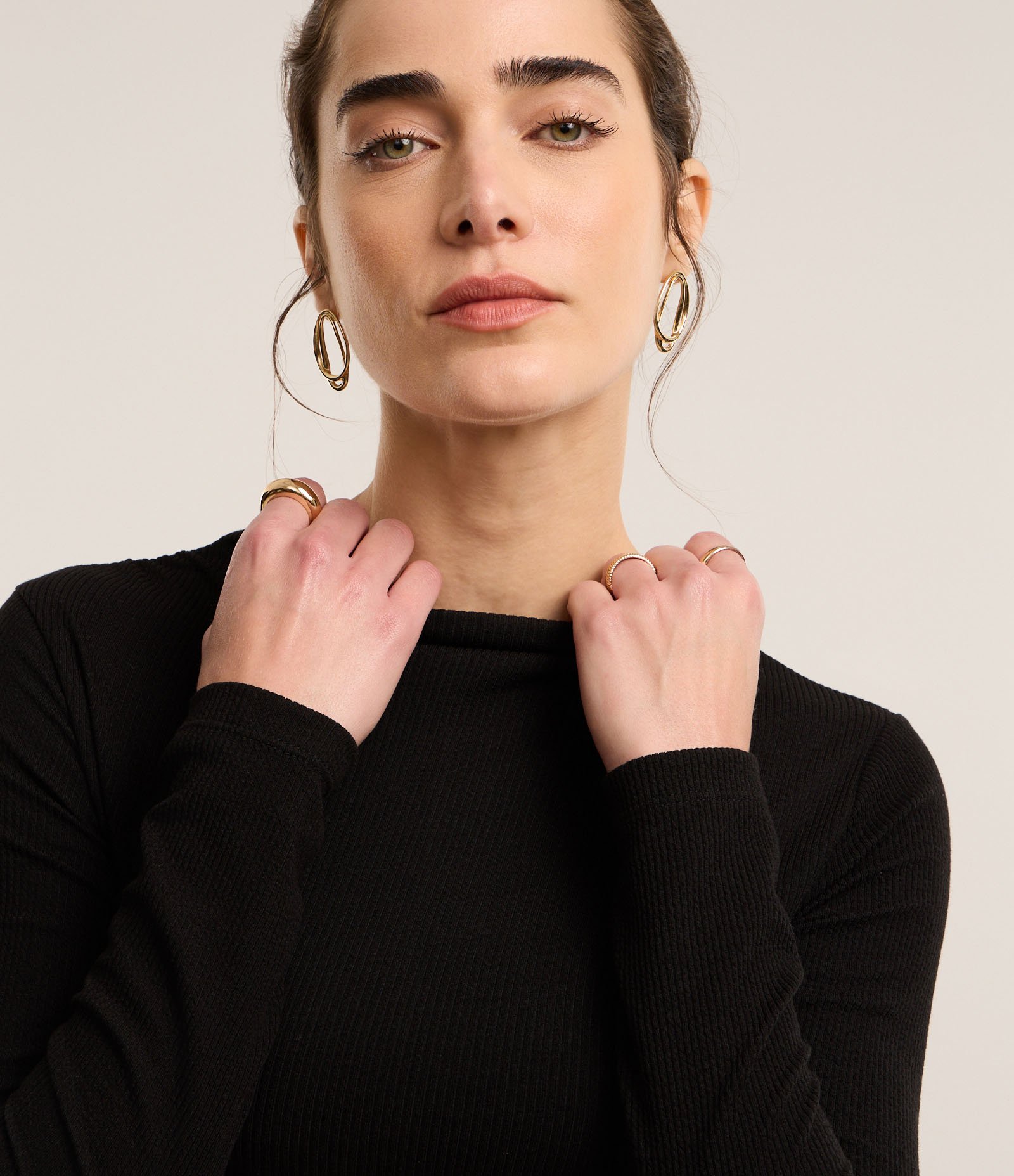 Vestido Reto Longo em Moletom com Fenda na Barra Preto 3