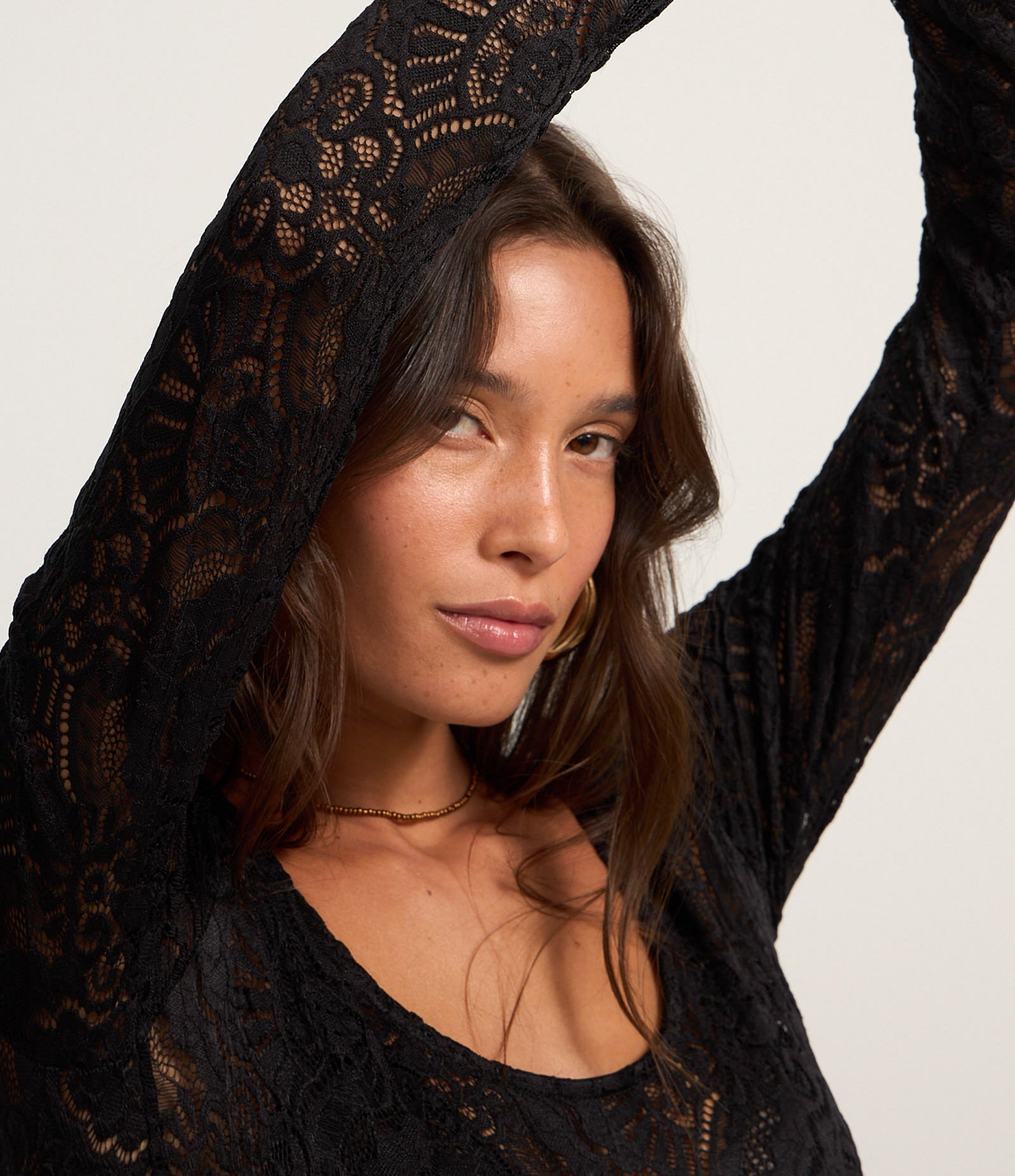 Body em Renda com Textura Floral e Manga longa Preto 3
