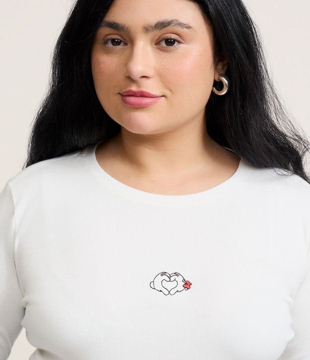 Blusa em Ribana com Bordado Coração Mickey Curve & Plus Size