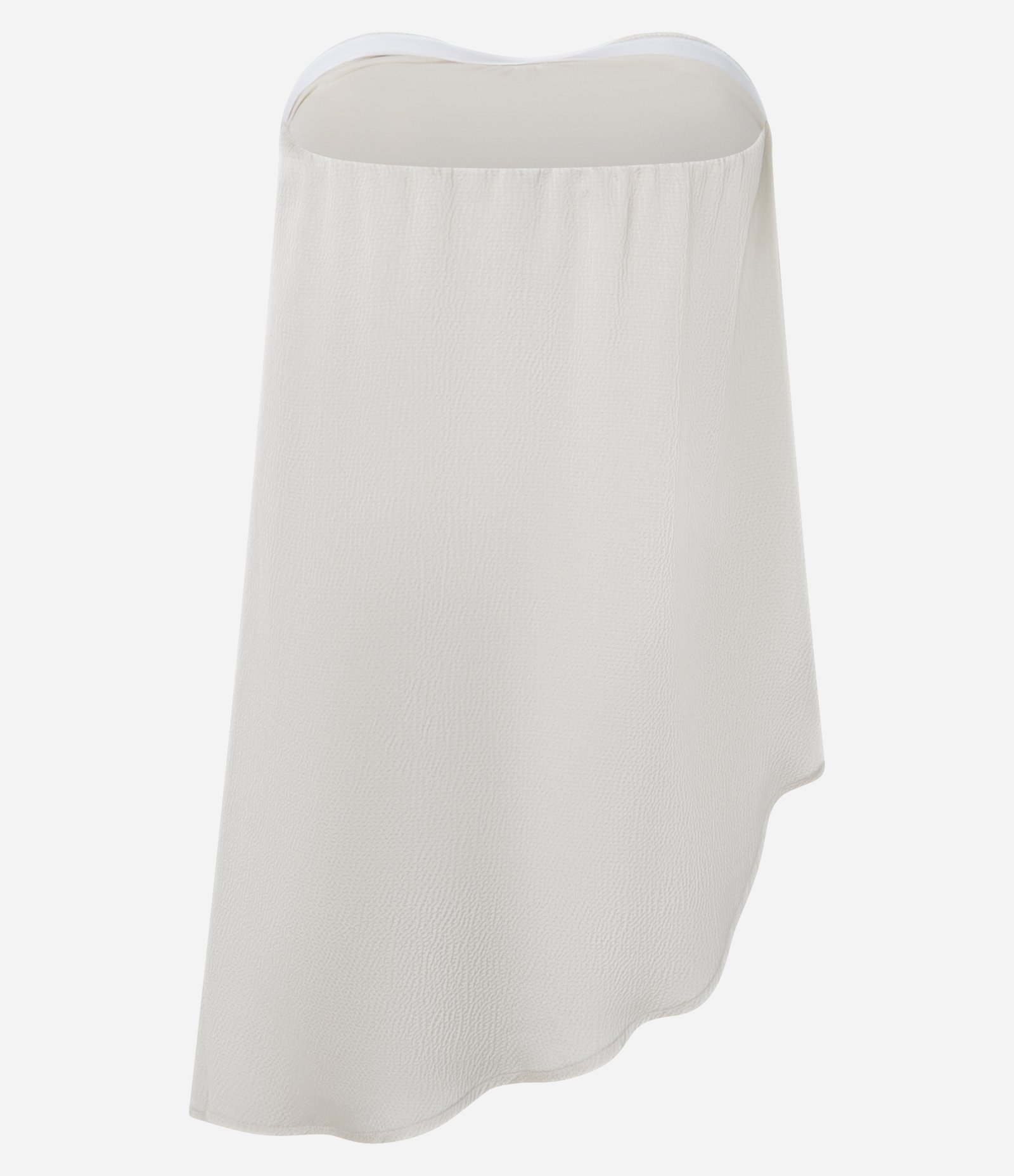 Blusa em Crepe Texturizada com Decote Coração e Barra Assimétrica Bege 7