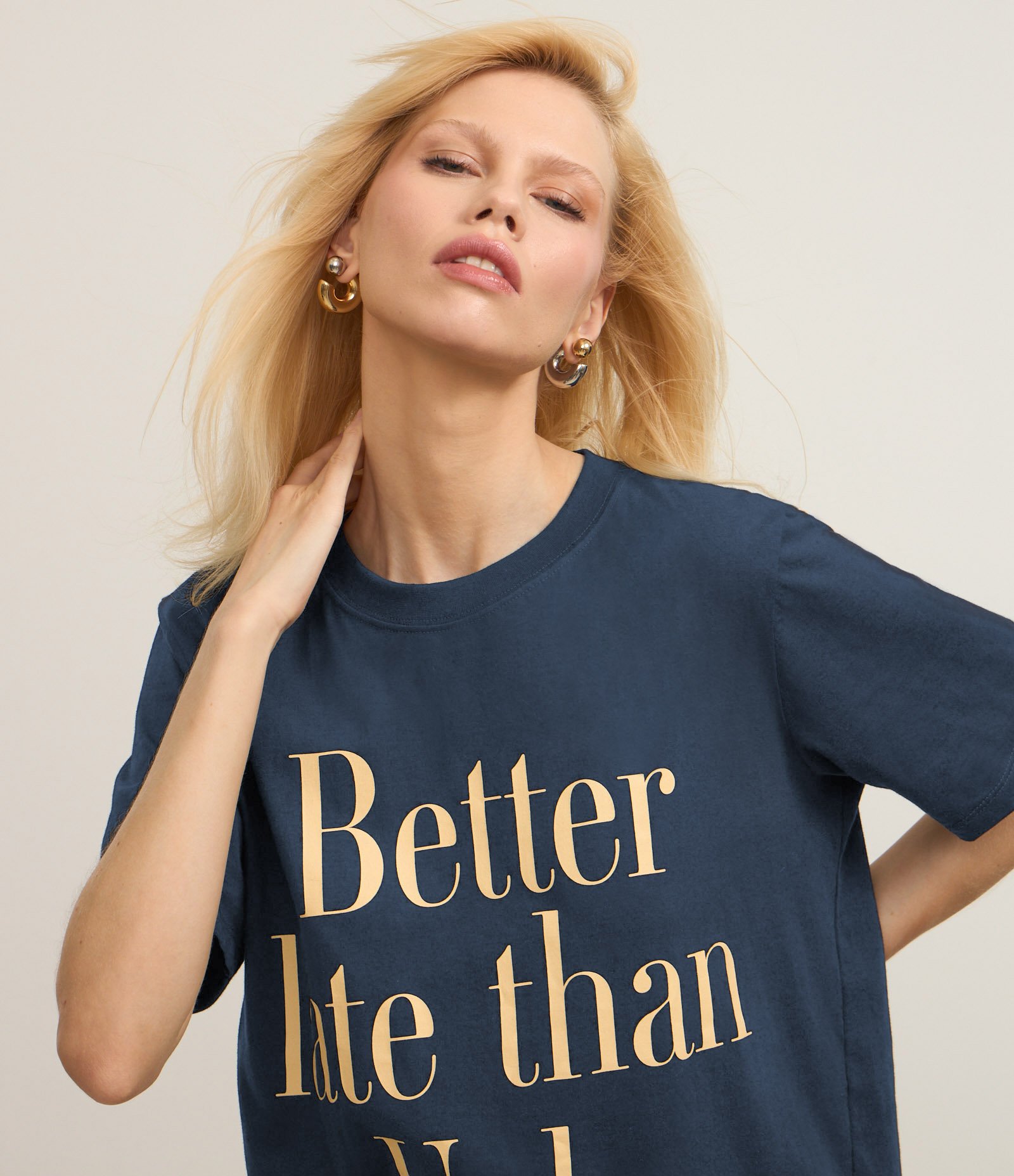 Camiseta T-shirt em Algodão com Estampa Better Late Than Ugly Azul Escuro 3