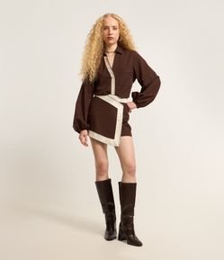 Short Saia Curto em Viscolinho com Textura e Bordado