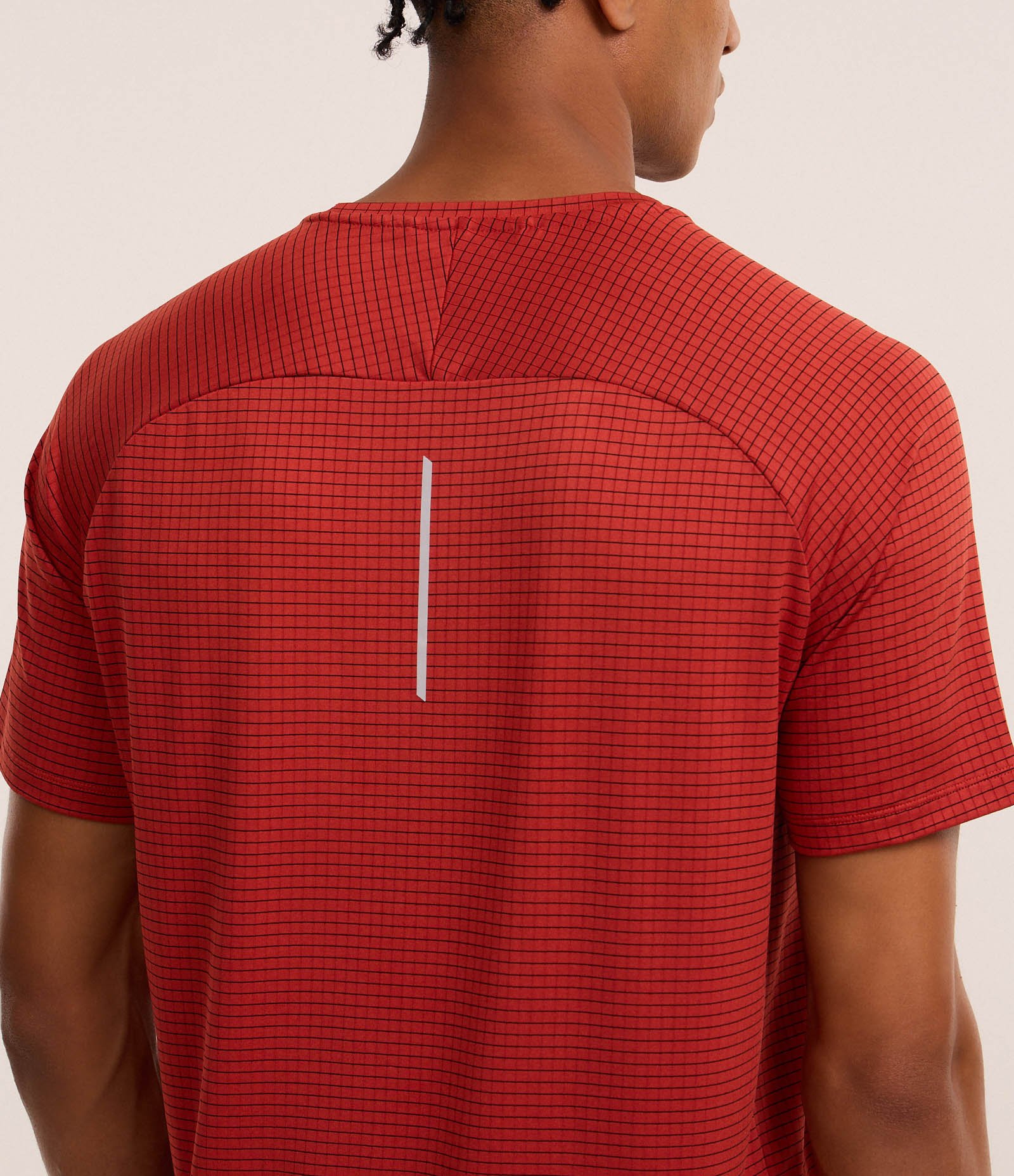 Camiseta Esportiva Regular com Estampa Quadriculada e Texturizada Vermelho 3