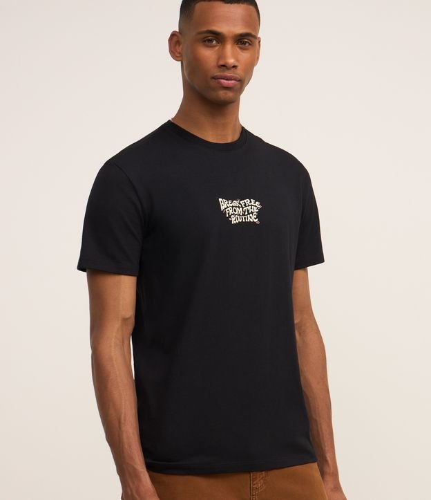 Camiseta Comfort em Algodão com Estampa Break Free From The Routine