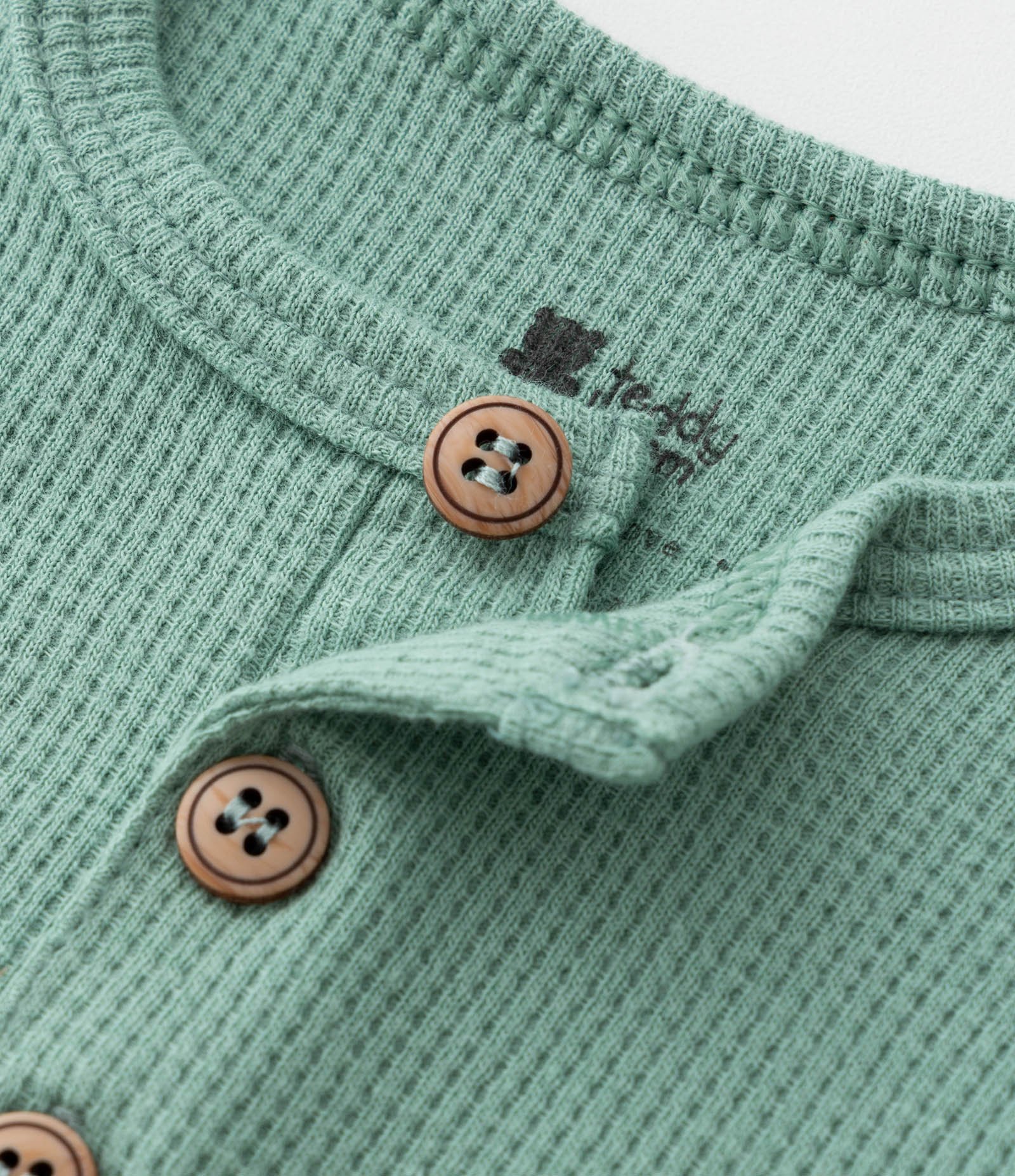 Macacão Infantil com Estampa Frente e Costas Urso no Camping - Tam 0 a 24 meses Verde 4