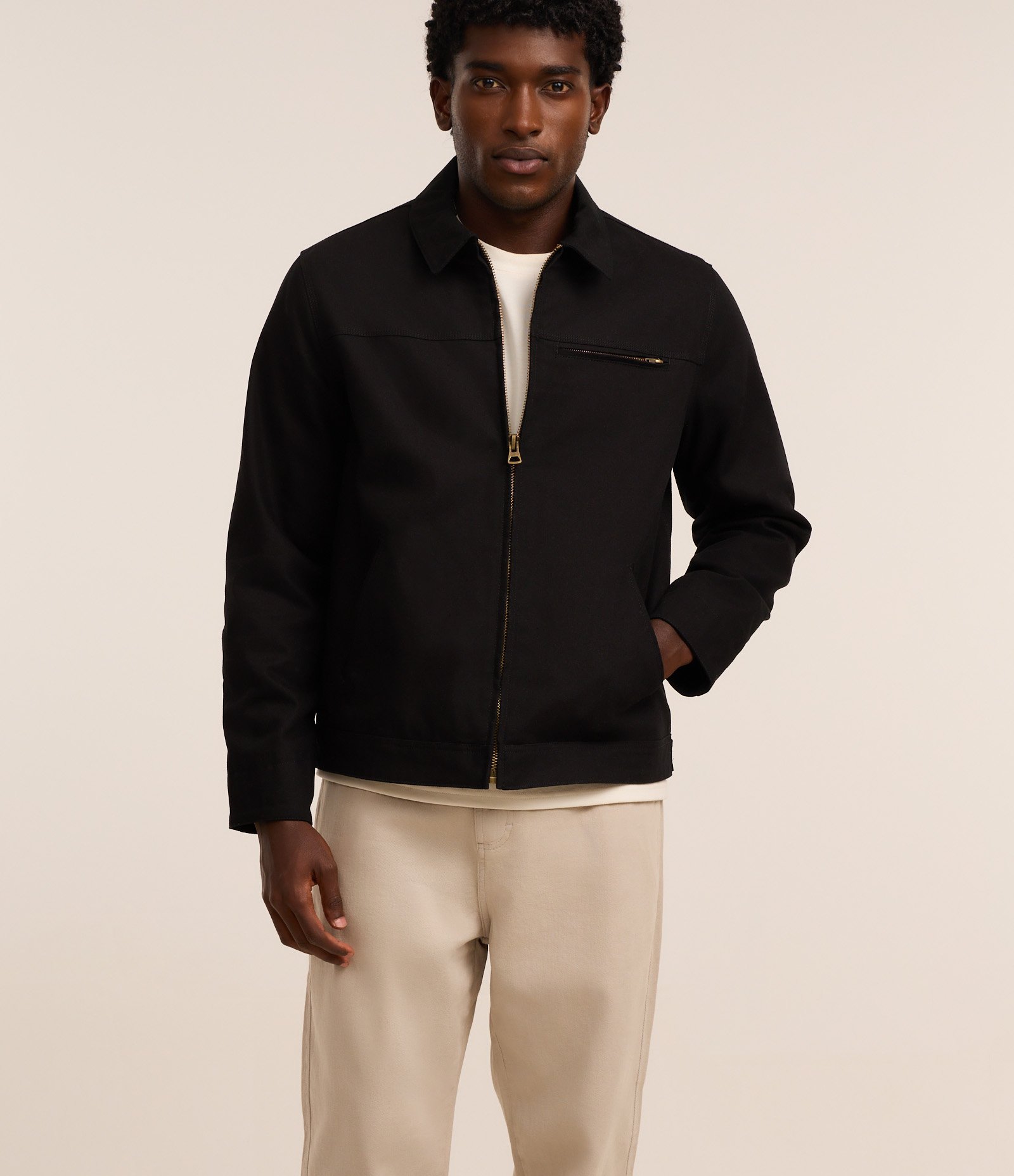 Calça Baggy Chino em Sarja com Bolsos e Detalhe no Cós Bege 3