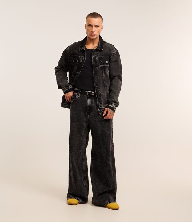 Calça Mega Baggy em Jeans com Argolas