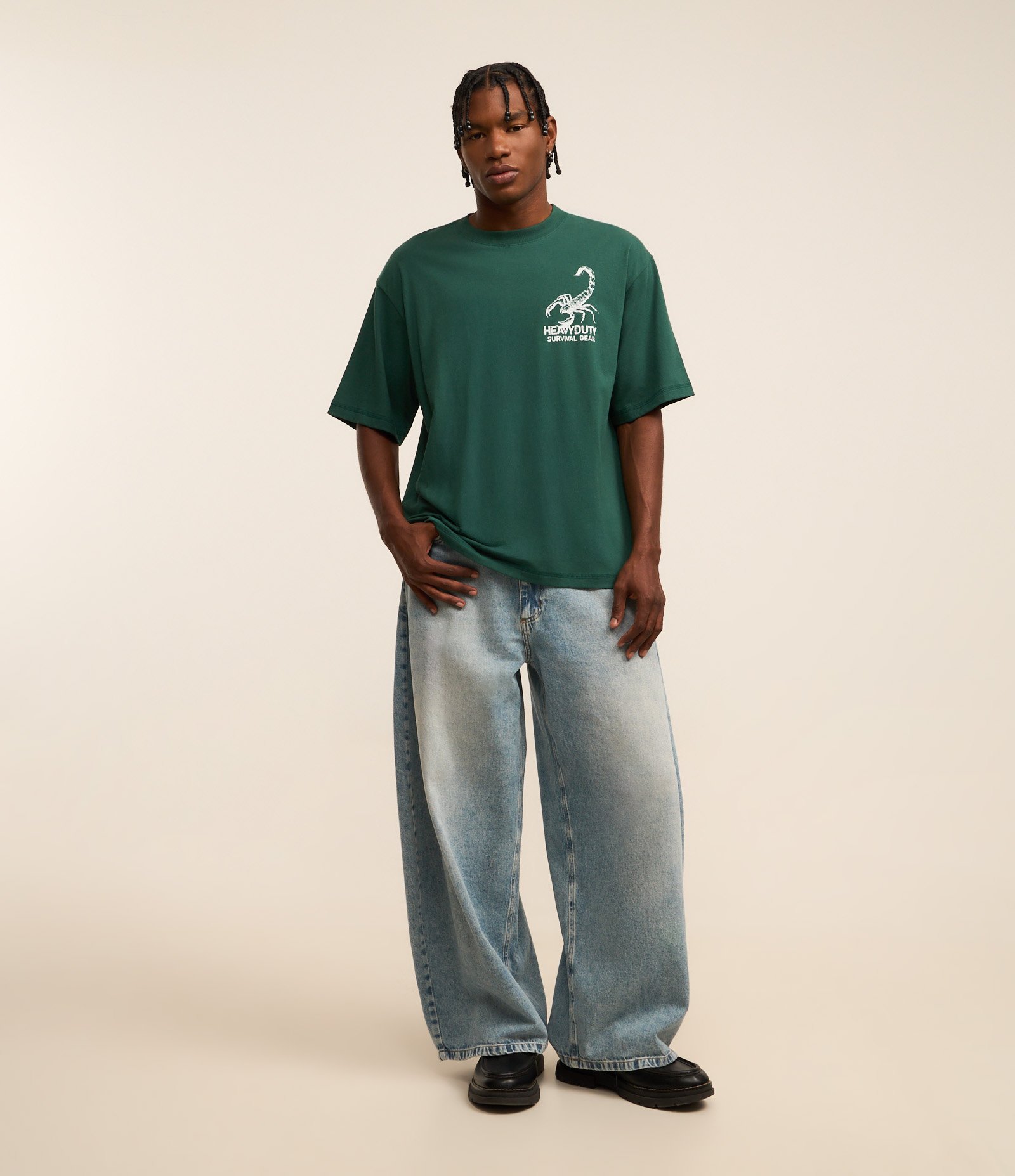 Camiseta Boxy em Algodão com estampa Lettering e Escorpiões Verde 2