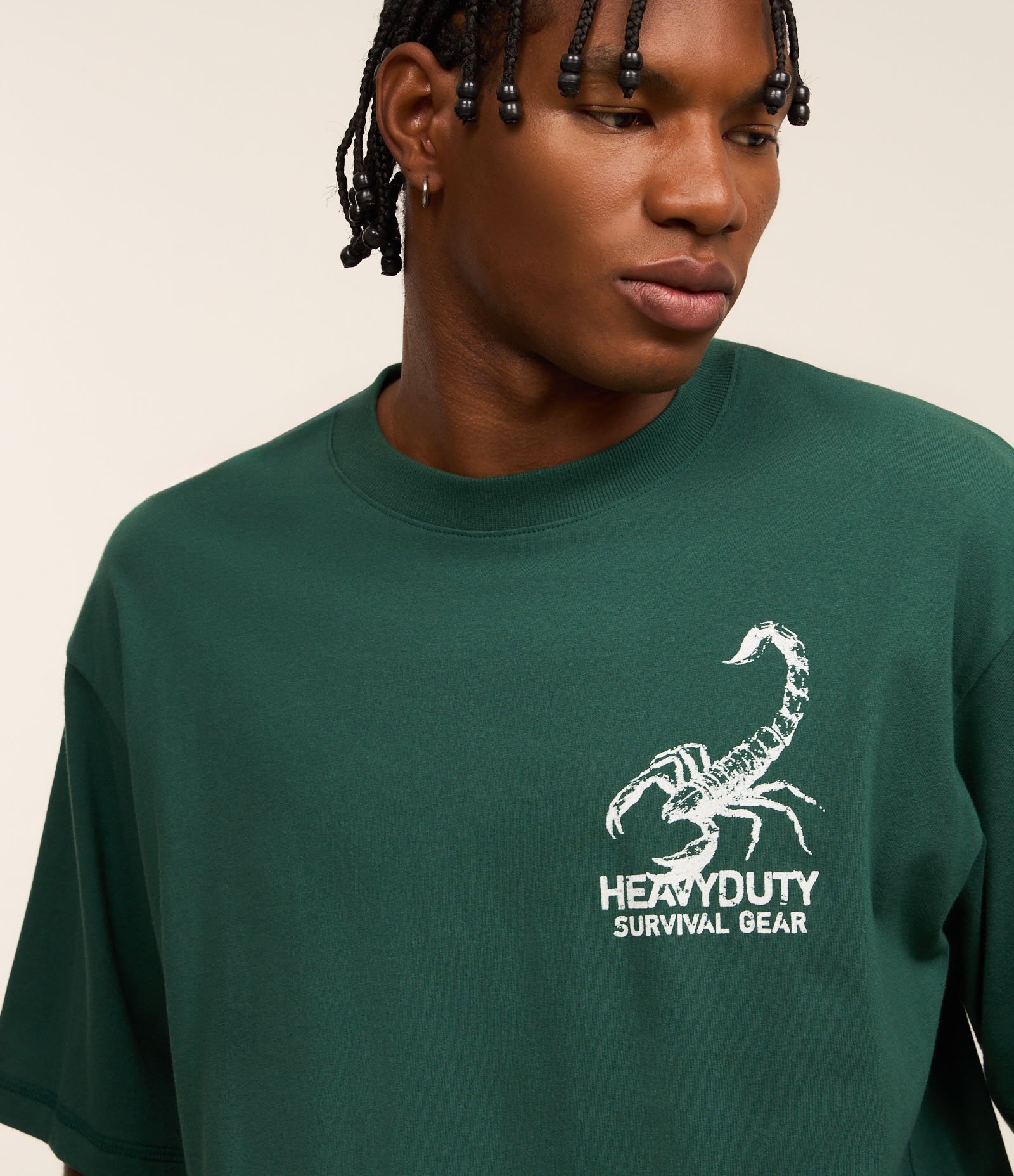 Camiseta Boxy em Algodão com estampa Lettering e Escorpiões Verde 4