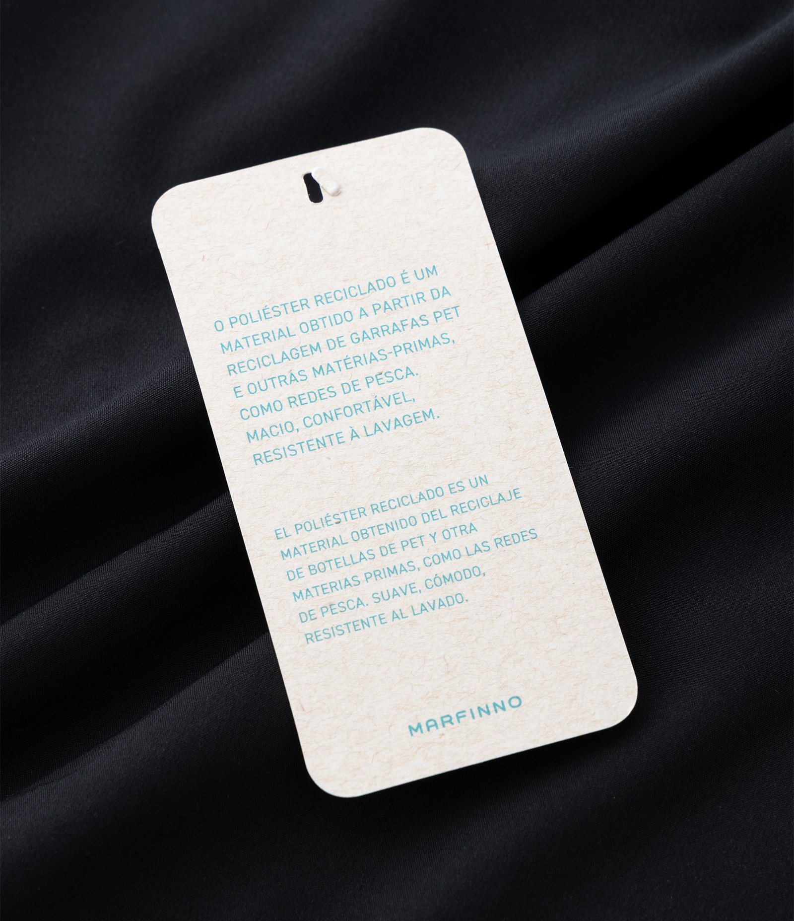 Bermuda Básica Lisa em Microfibra com Bolsos Preto 12