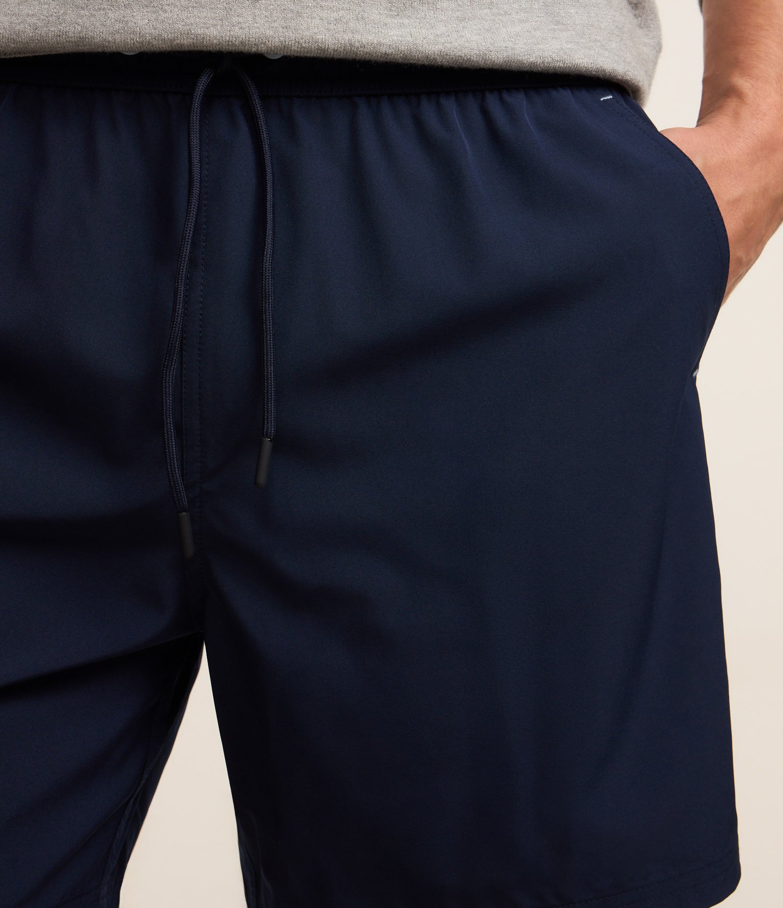 Bermuda Básica Lisa em Microfibra com Bolsos Azul 3