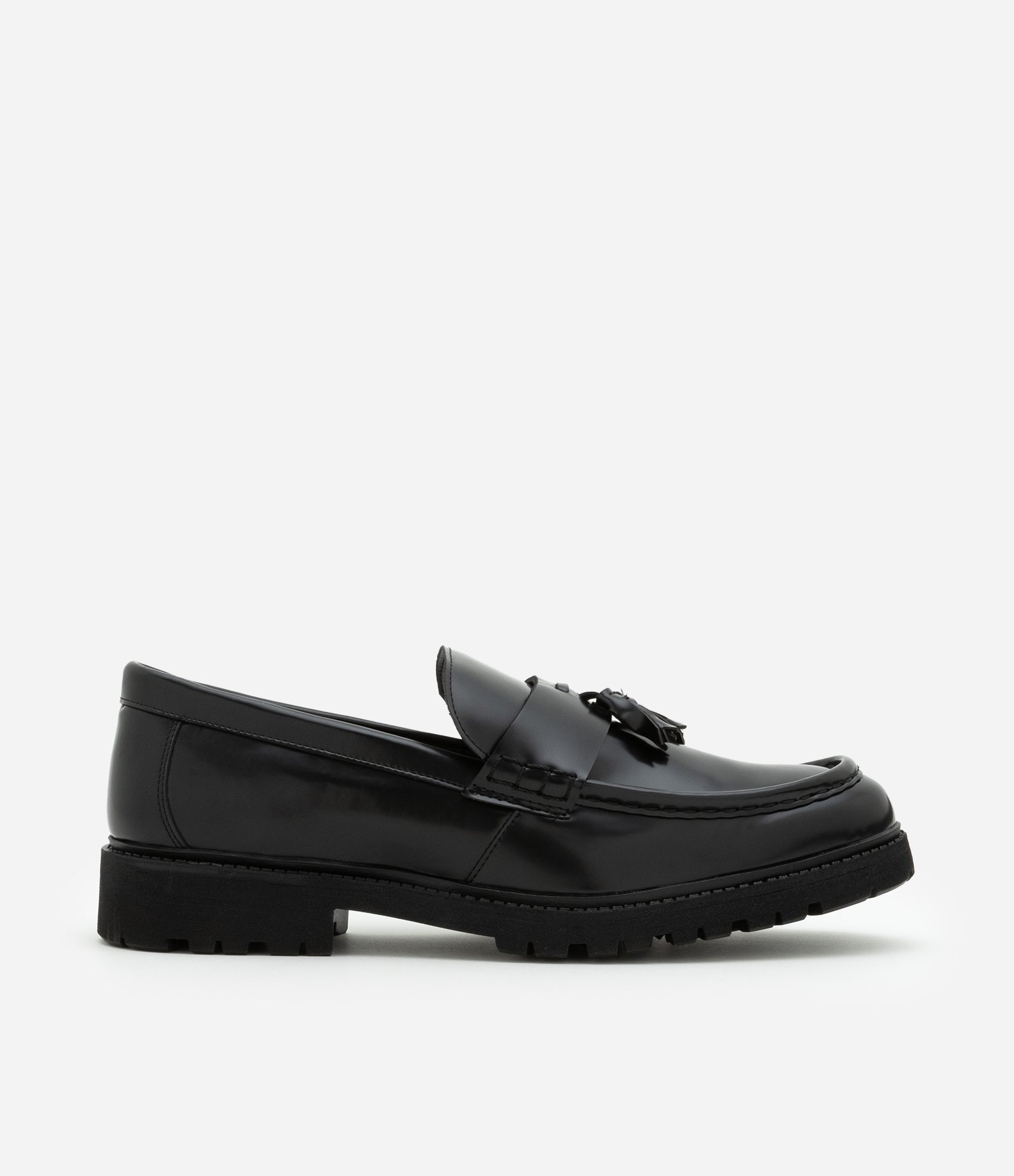 Sapato em Pu com Detalhe em Tecel Preto 1