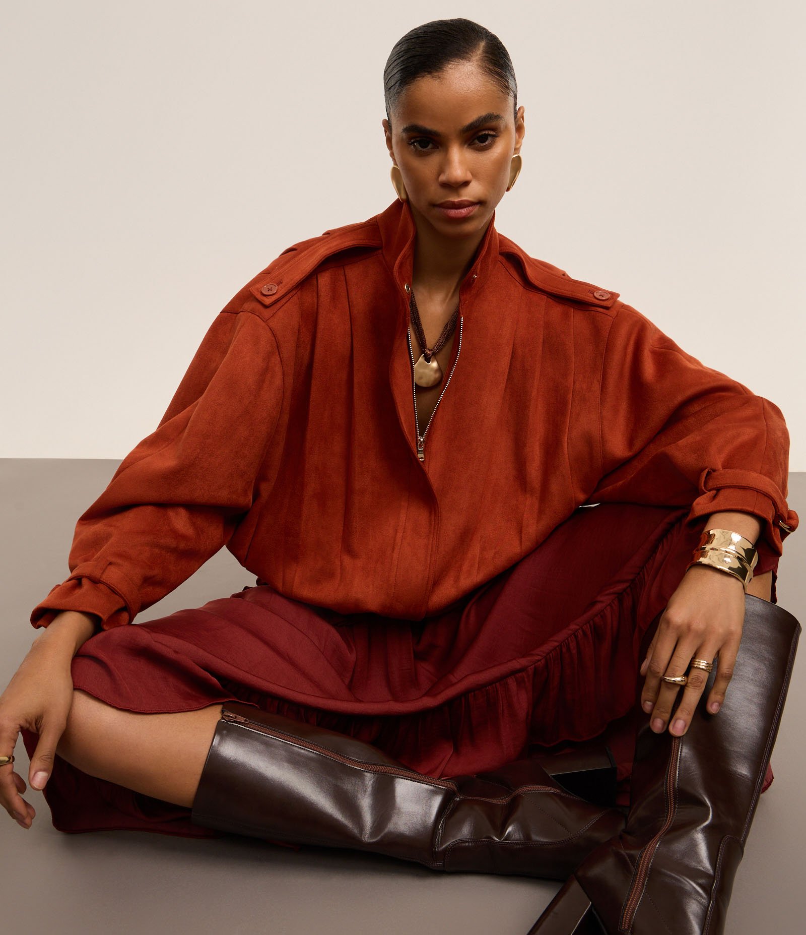 Jaqueta Oversized em Suede com Pregas Terracota 1