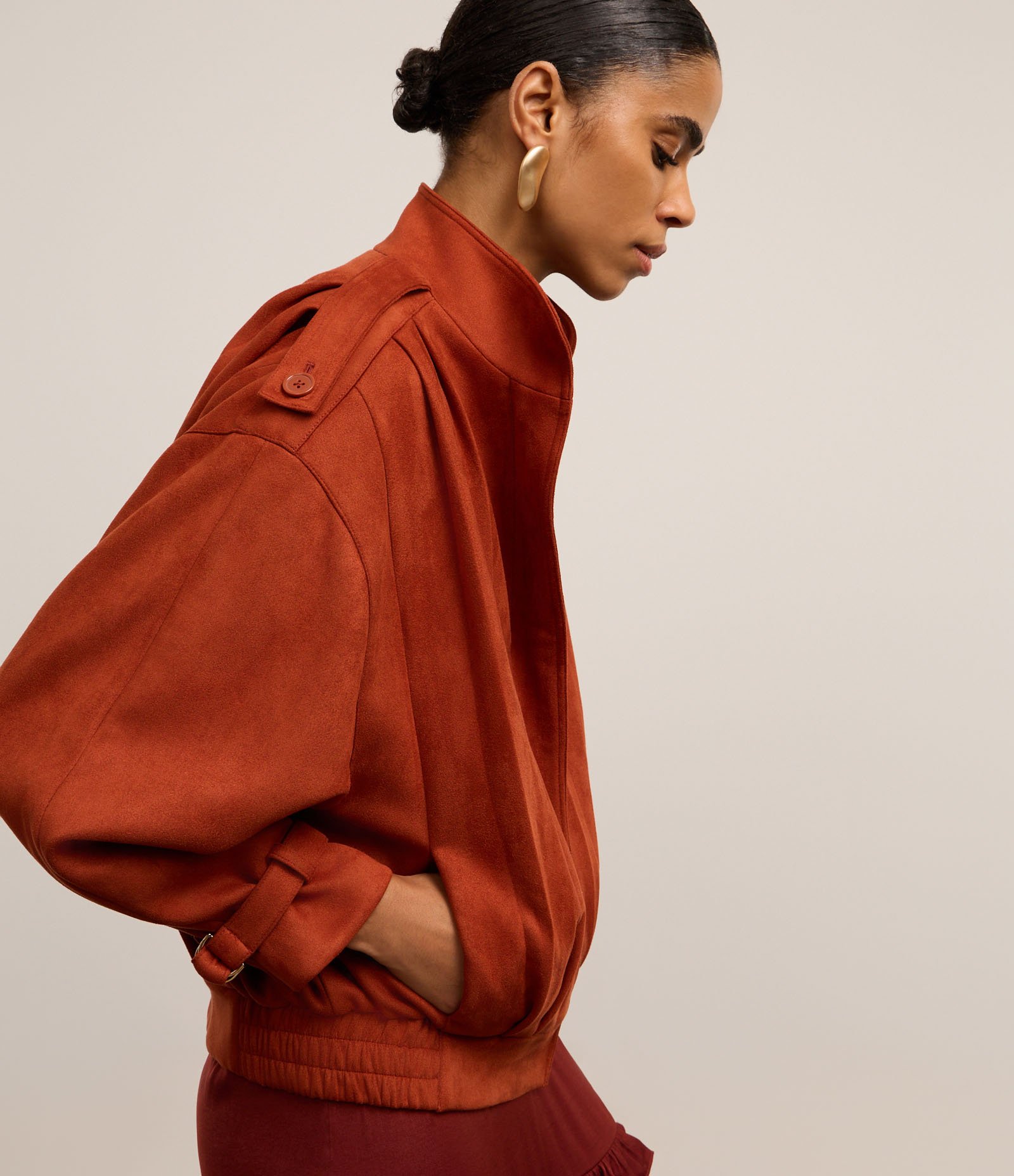 Jaqueta Oversized em Suede com Pregas Terracota 4