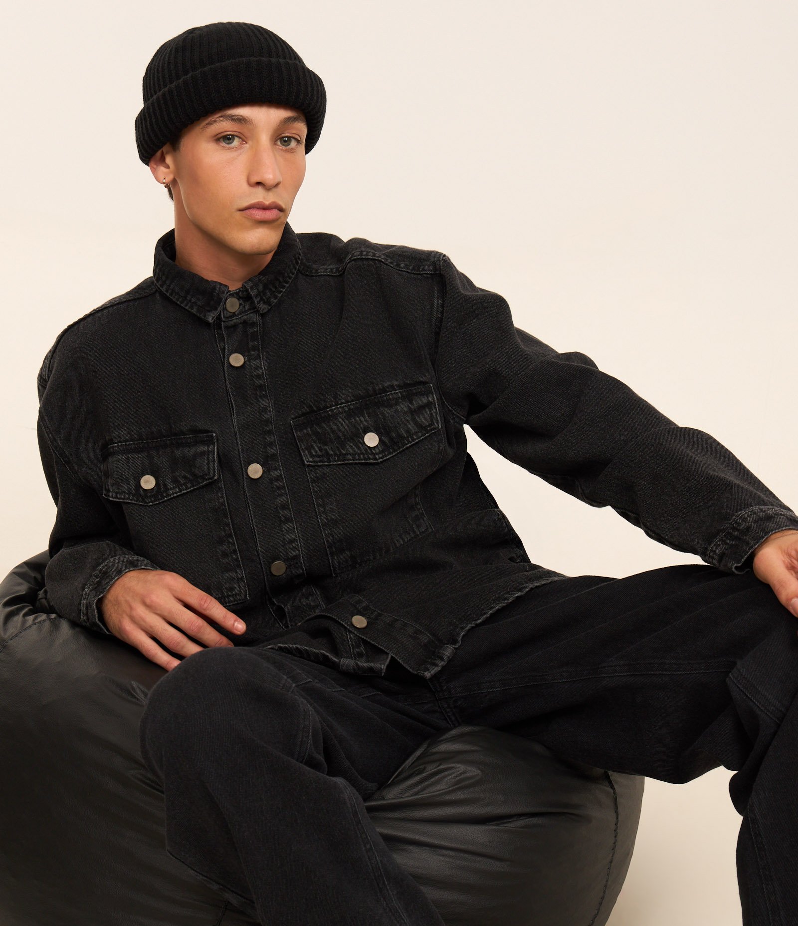 Camisa Oversized Boxy em Jeans com Efeito Marmorizado Preto 6