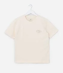 Camiseta Infantil com Textura Atoalhada e Estampa no Peito - Tam 5 a 14 Anos