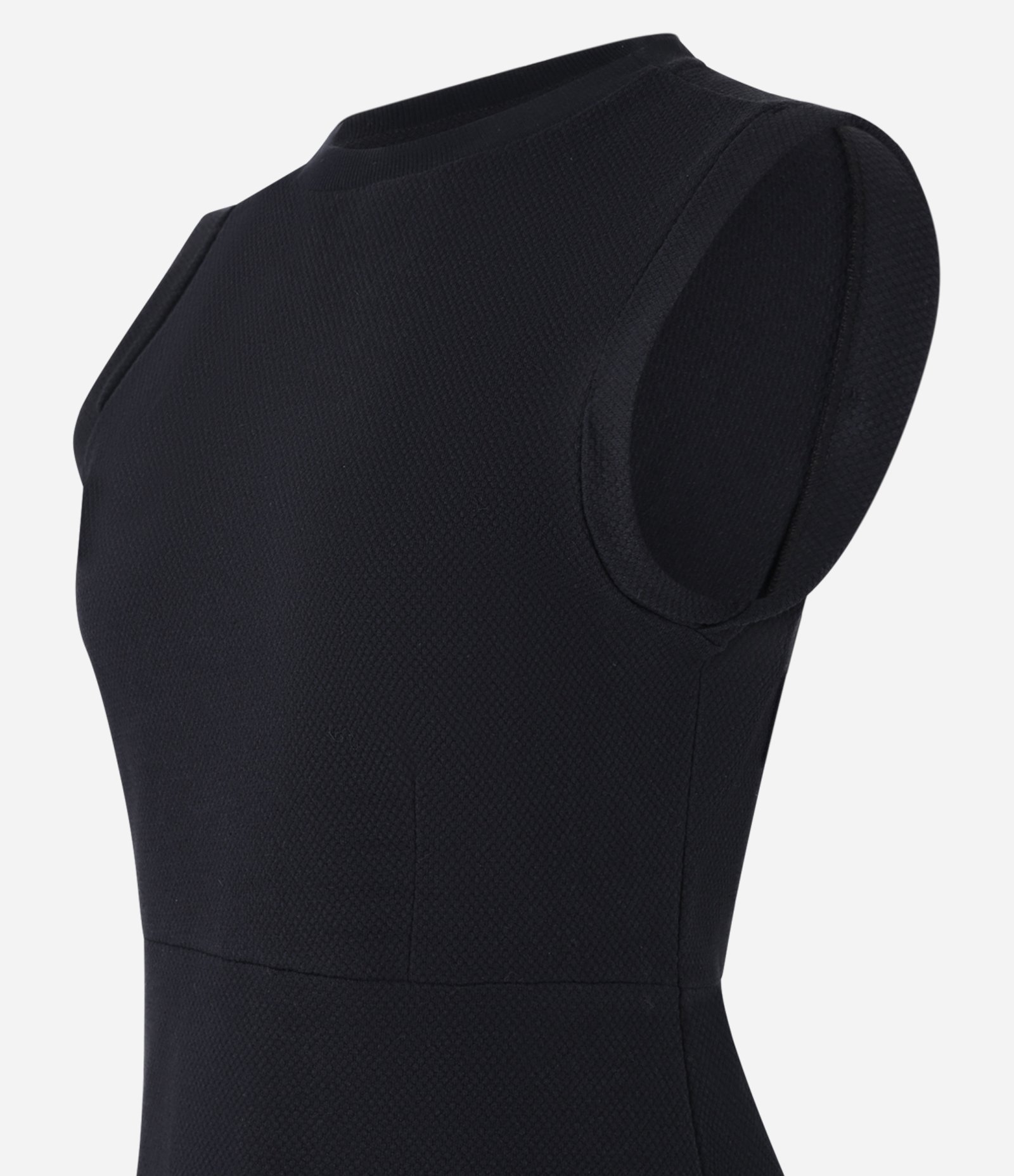 Blusa sem Manga em Algodão com Barra Assimétrica Preto 2