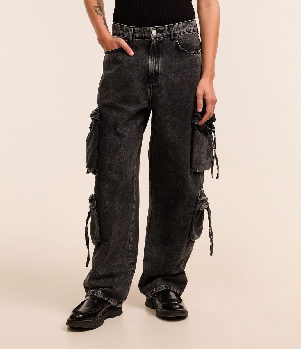 Calça Super Baggy em Jeans com Multibolsos Preto - Renner