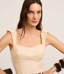 Blusa de Alça Larga com Linho e Decote Coração