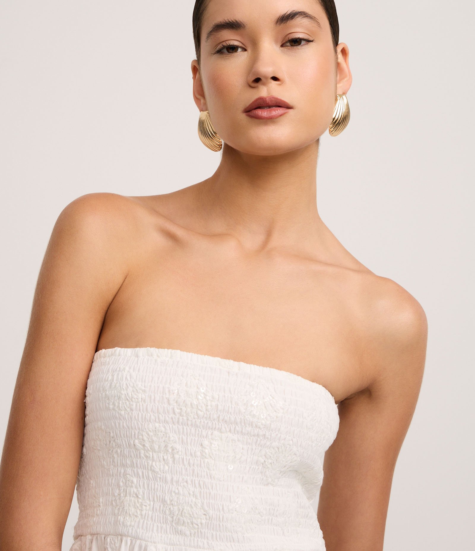 Blusa em Cambraia com Lastex e Bordado na Barra Assimétrica Off White 3