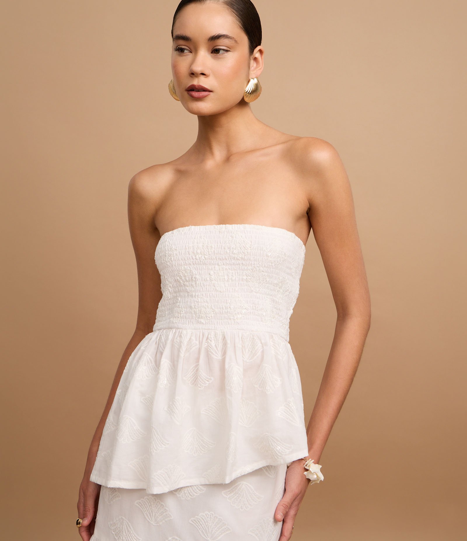 Blusa em Cambraia com Lastex e Bordado na Barra Assimétrica Off White 6