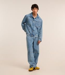Calça Super Baggy em Jeans Vintage com Recortes