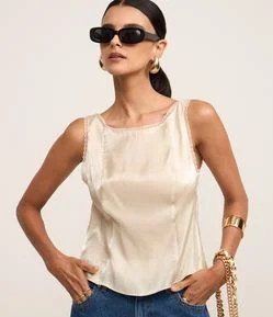 Blusa sem Manga em Cetim com Detalhe Ondulado nas Cavas