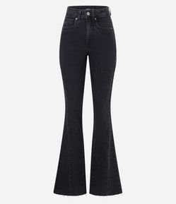 Calça Flare em Jeans com Elastano