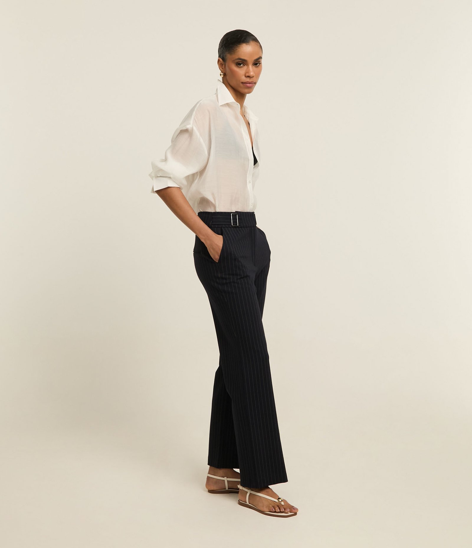 Calça Reta em Ponto Roma com Estampa Risca de Giz Azul 5