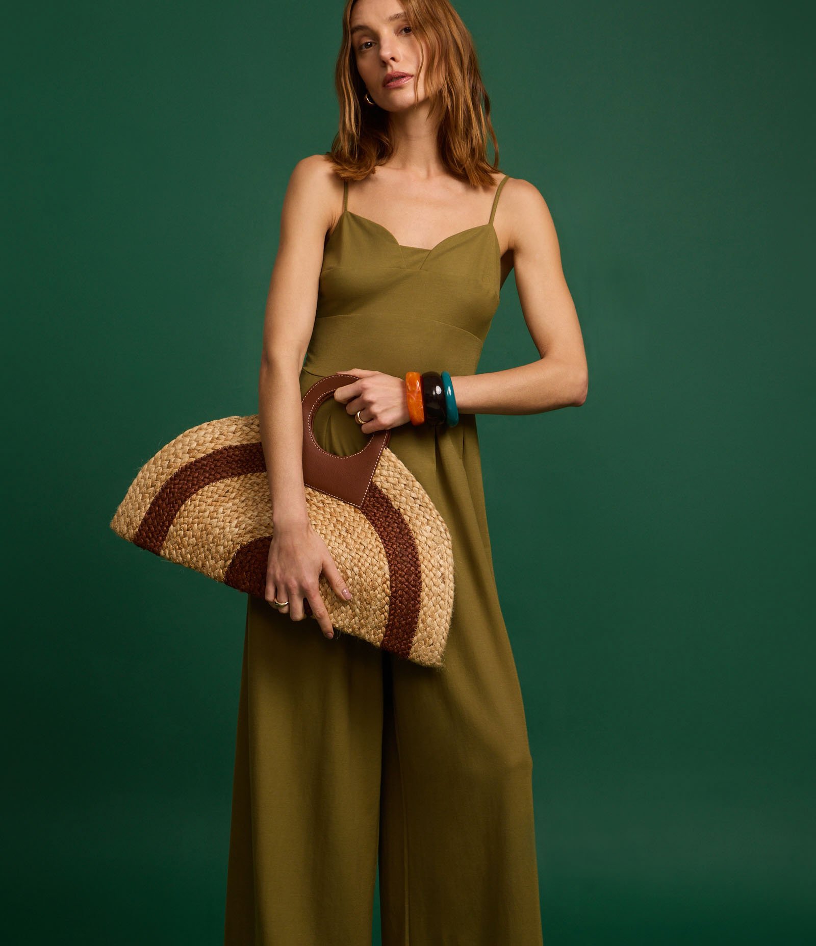 Macacão de Alça em Piquet com Recortes e Pregas Mostarda 5