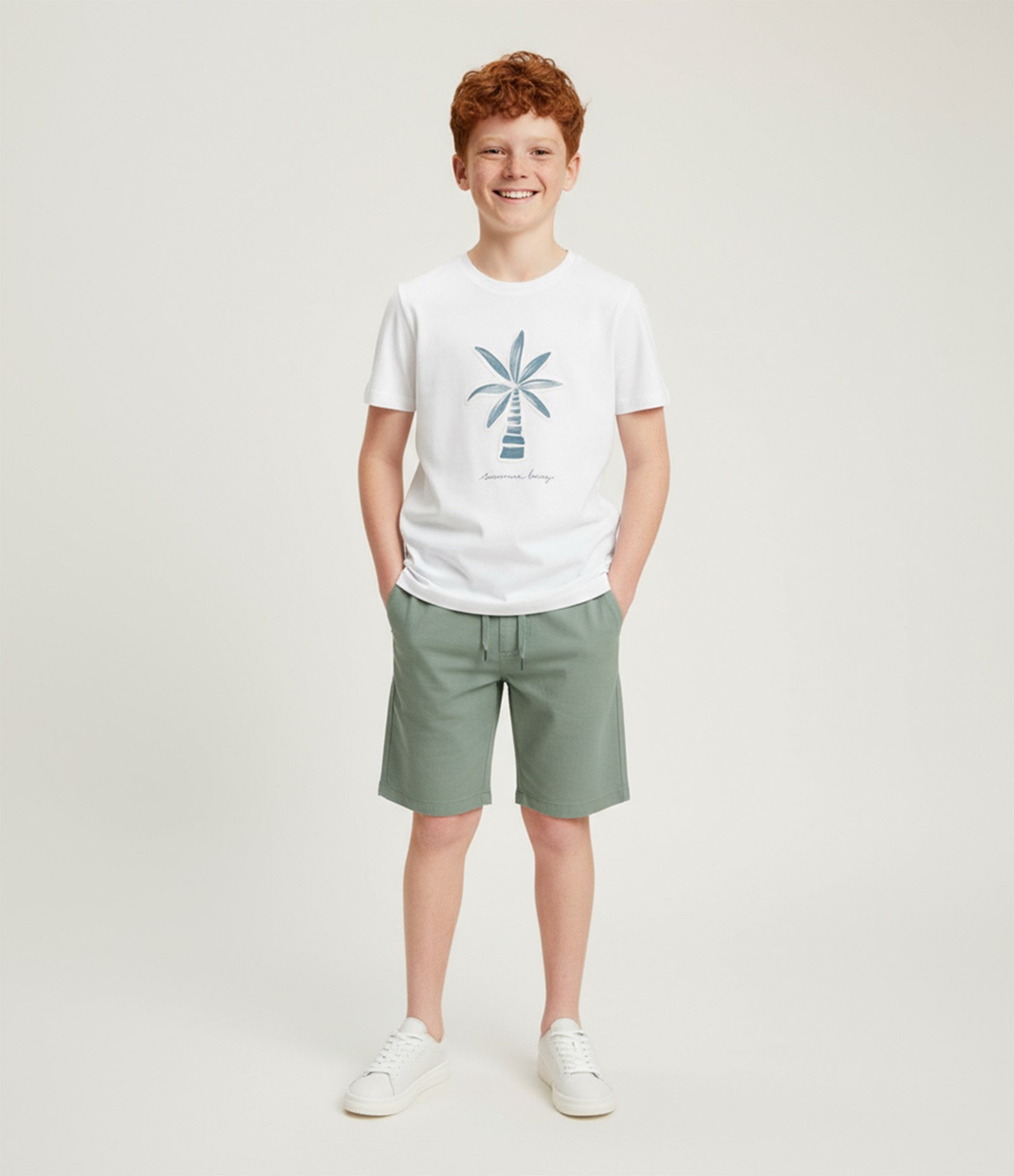 Camiseta Infantil com Estampa Relevo Coqueiro - Tam  5 a 14 Anos Branco 1