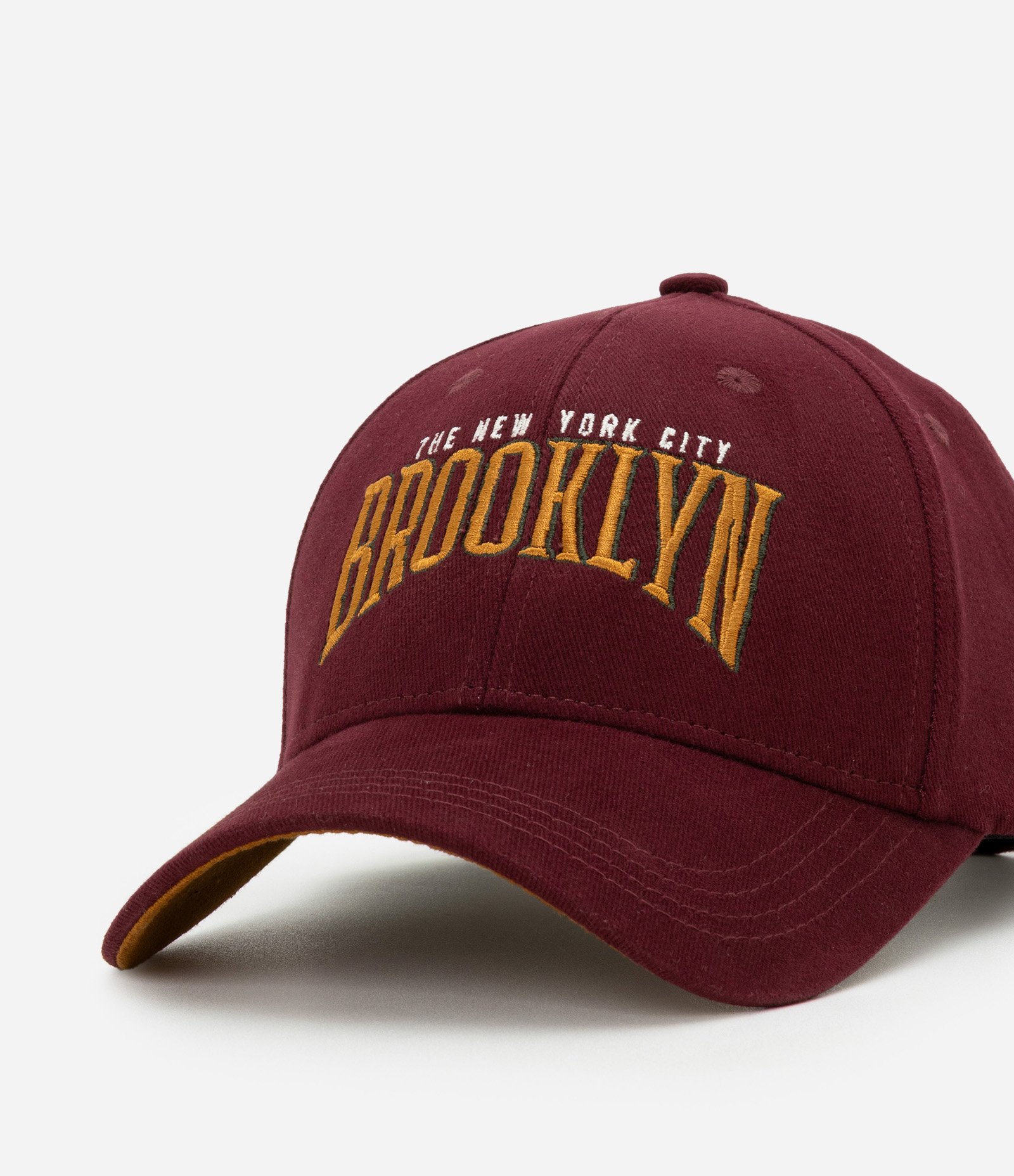 Boné em Sarja com Estampa Brooklyn Vermelho Vinho 8