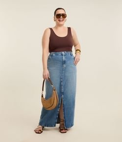 Saia Longa em Jeans com Fenda e Bolsos Curve & Plus Size