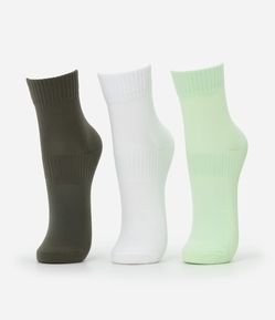 Kit 03 Meias Esportivas Cano Médio em Poliamida com Logo Get Over