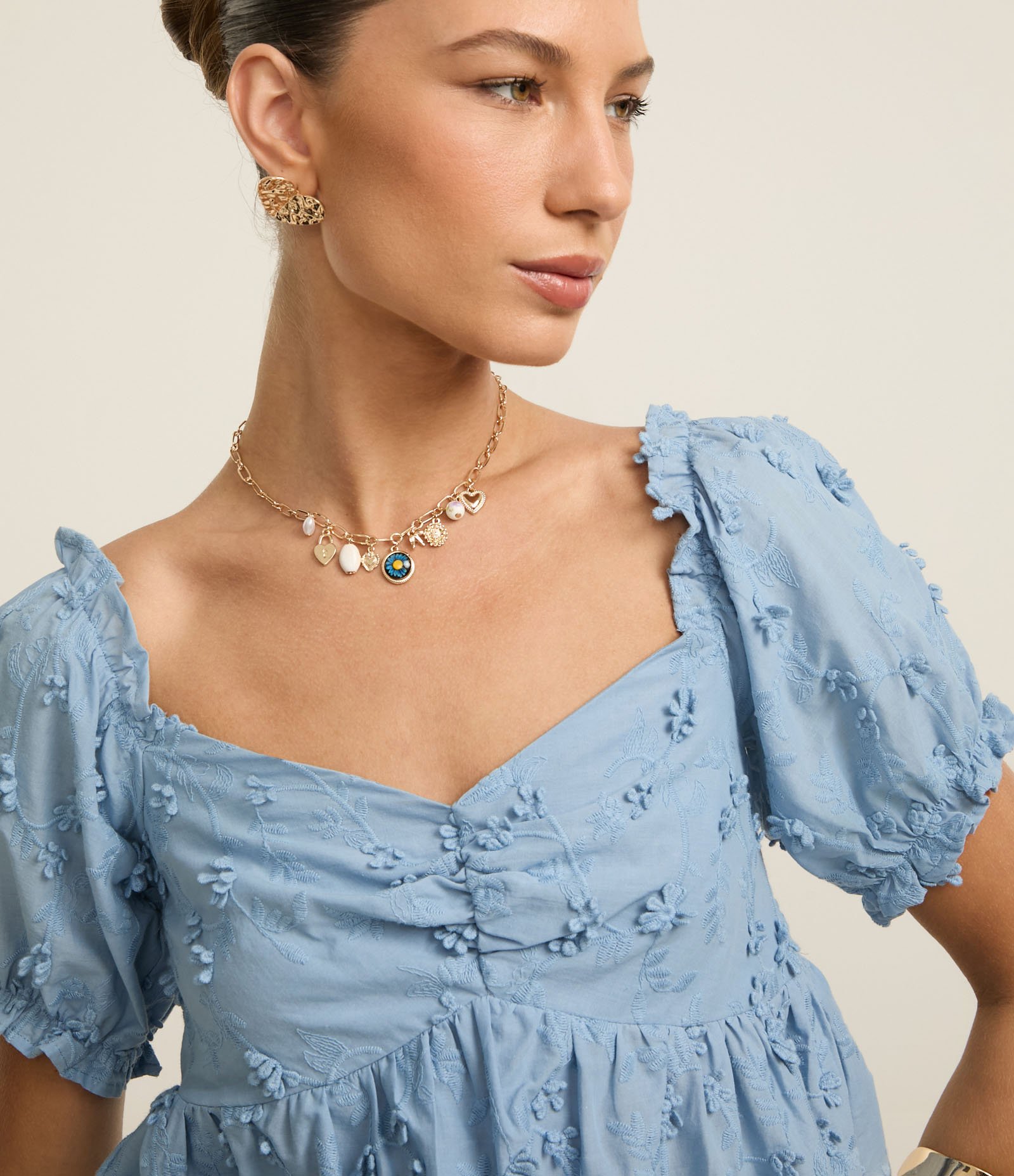 Blusa Peplum em Algodão com Bordado Floral e Manga Bufante Azul 5