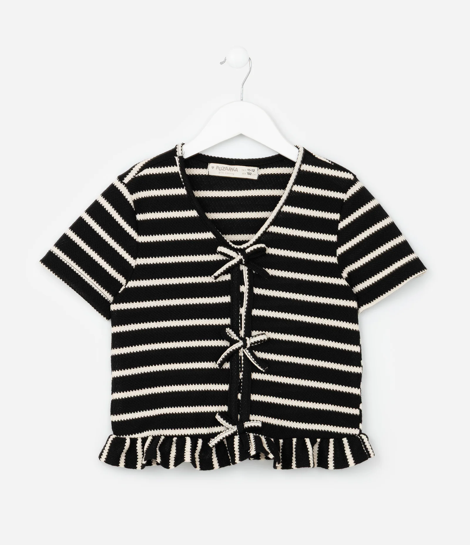 Blusa Infantil com Babadinhos e Lacinhos - Tam 5 a 14  Anos Preto/Branco 1