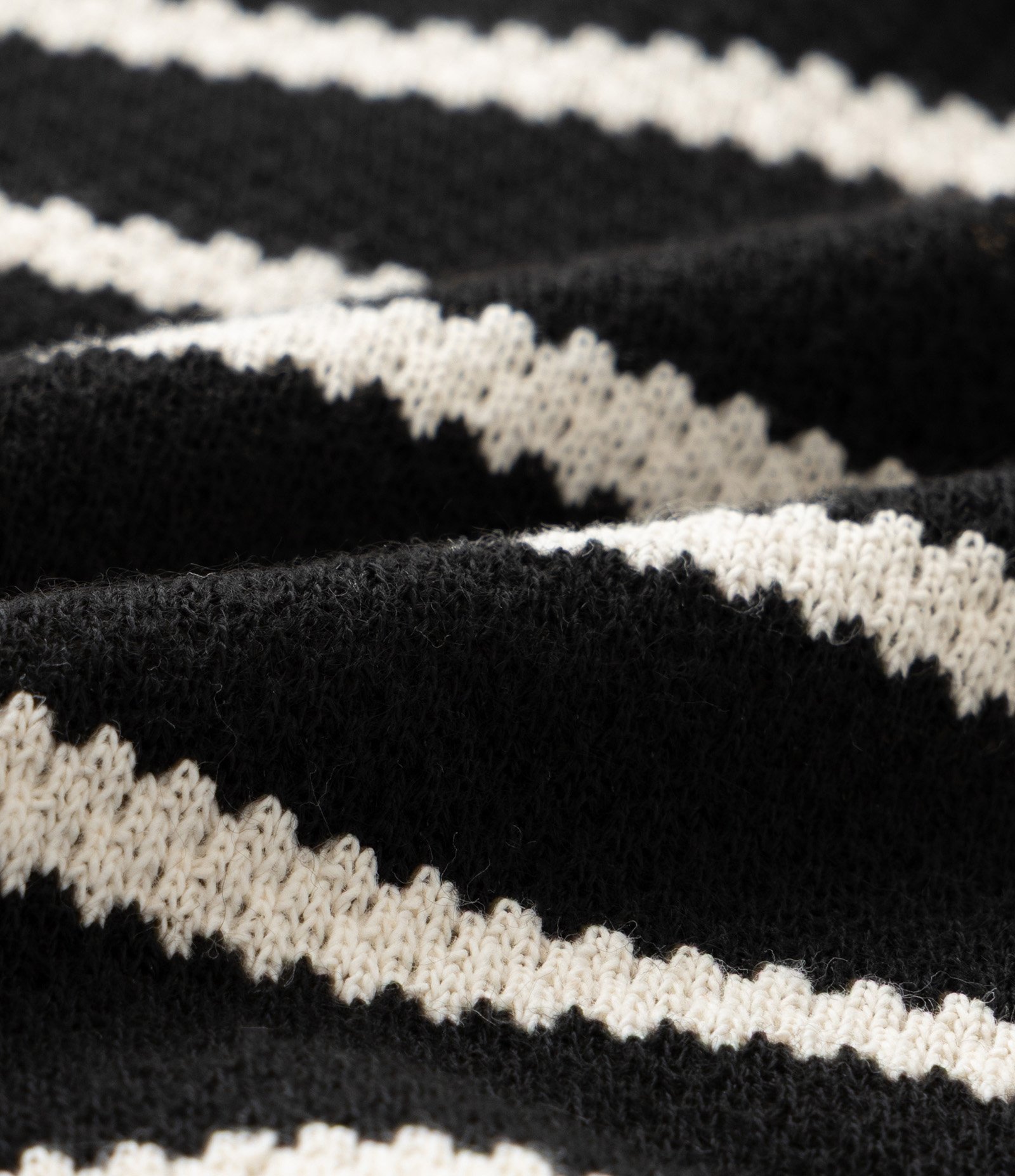 Blusa Infantil com Babadinhos e Lacinhos - Tam 5 a 14  Anos Preto/Branco 3