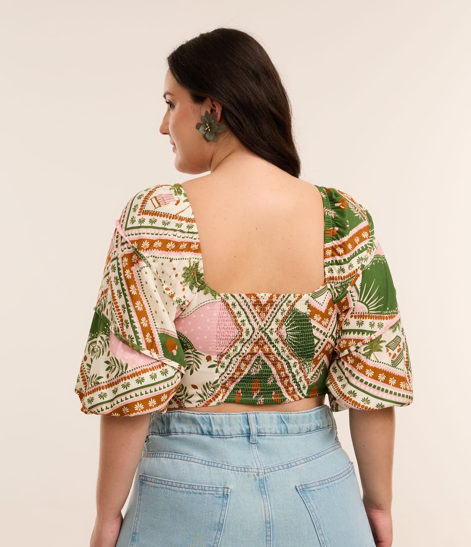 Blusa Estampa de Lenço com Manga 3/4 Curve & Plus Size Multicores 3