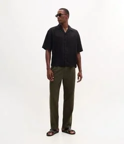 Calça Comfort em Linho com Pregas